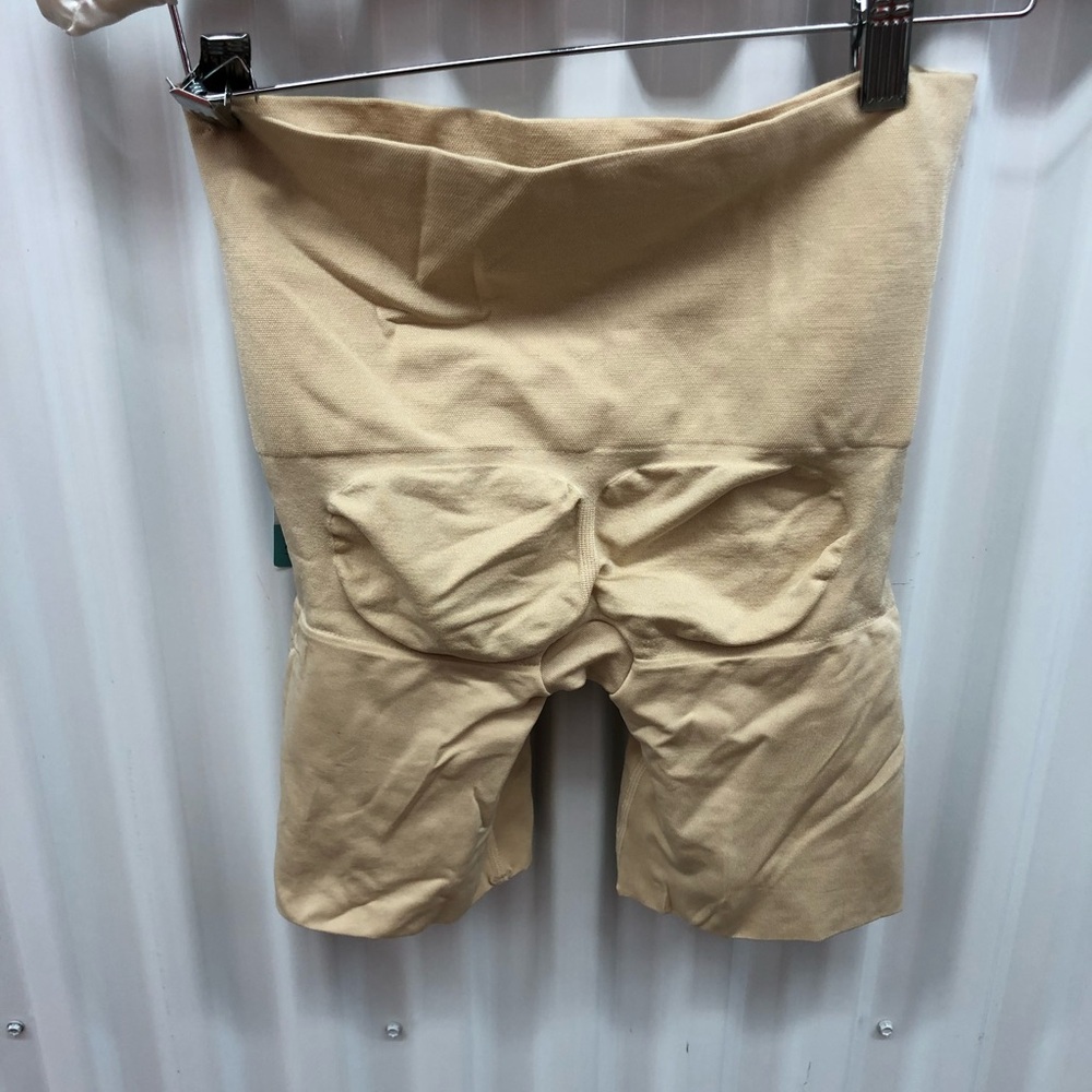 Assets Spanx Beige Shaper Size Large - Picture 6 of 11